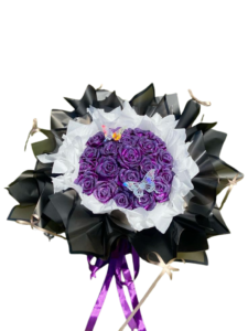 Lucy Romantic Bouquet